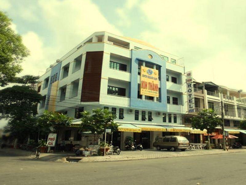 Kim Thanh Hotel Ратьзя Экстерьер фото